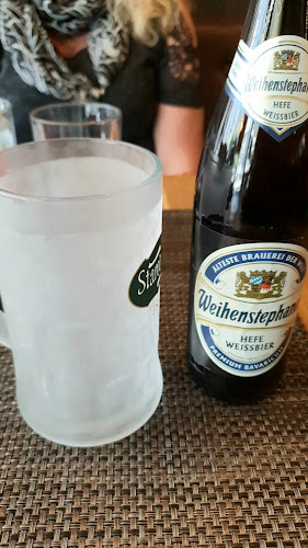 Opinii despre Café Restaurant Denito în Wien - Gastronomie und Hotellerie