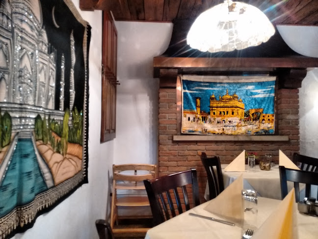 Opinii despre Taj Mahal Singh OG - Indisches Restaurant în Graz - Gastronomie und Hotellerie
