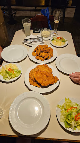 Opinii despre Goldenes Lamm în Neufeld an der Leitha - Gastronomie und Hotellerie