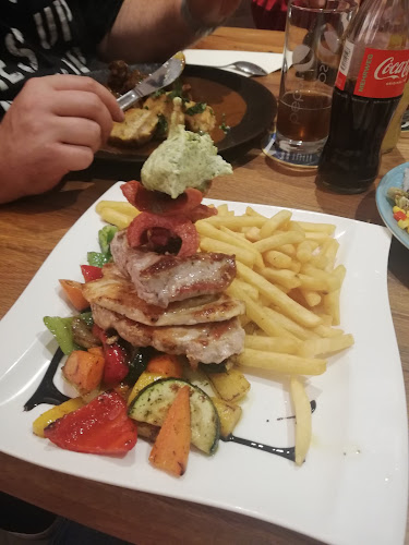 Zum lustigen Schmied - Gastronomie und Hotellerie