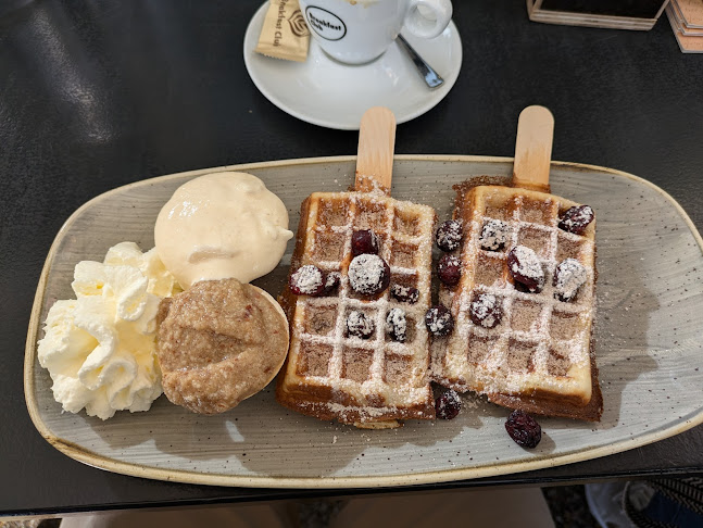 Comentarii opinii despre Breakfast Club