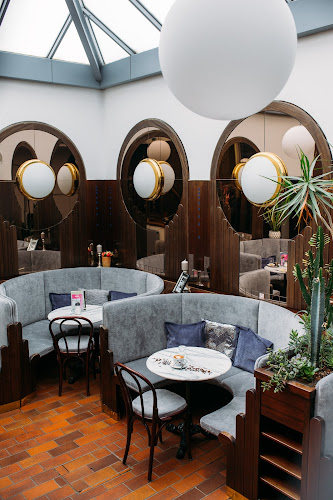 Opinii despre Café / Konditorei - Bäckerei Saliterer în Feldkirchen in Kärnten - Gastronomie und Hotellerie