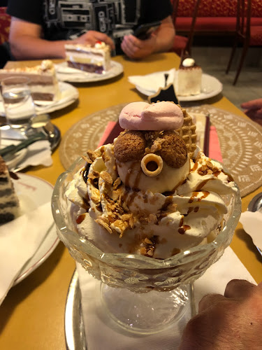 Opinii despre Café Konditorei Stockhammer în Admont - Gastronomie und Hotellerie