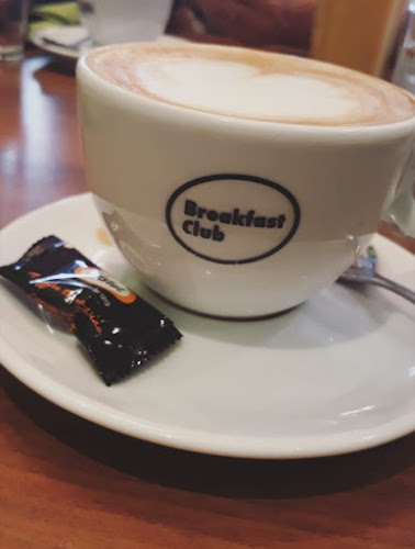 Comentarii opinii despre Breakfast Club