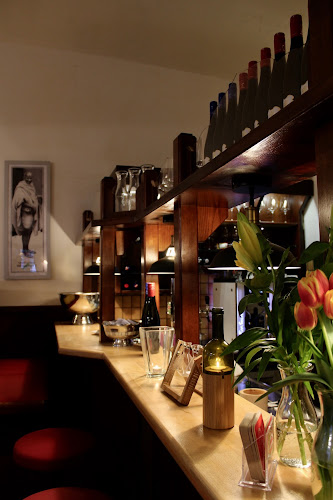 Opinii despre Nordindisches Restaurant "Guru" în Wien - Gastronomie und Hotellerie