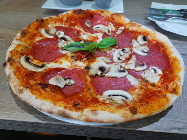 Comentarii opinii despre Prima Pizzeria