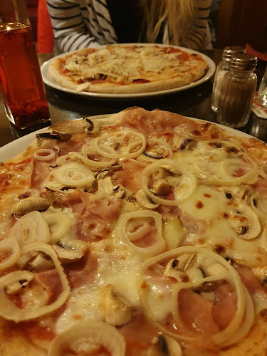 Gran Caffè Rigoletto - Gastronomie und Hotellerie