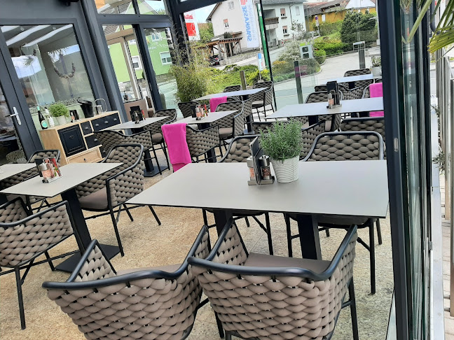 Brotbar Cafe-Bäckerei - Gastronomie und Hotellerie