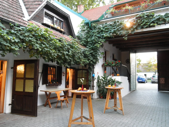 Buschenschank und Hofladen Fam. Niederhametner - Trasdorf