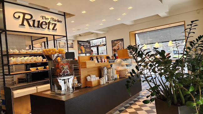 Der Bäcker Ruetz - Boznerplatz
