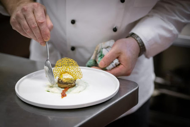 Opinii despre Hausgnost - Gasthaus an der Kreuzung în Guntersdorf - Gastronomie und Hotellerie