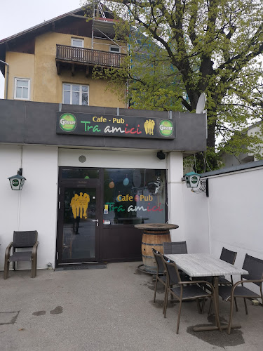 Imbiss Cafe Pub Tra Amici