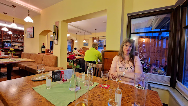 Dorfer Restaurant ~ Pizzeria - Uttendorf