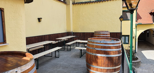 Opinii despre Heuriger Tinhof în Eisenstadt - Gastronomie und Hotellerie