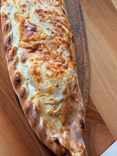 Kurtis Kebap und Pizza Ratzersdorf - Gastronomie und Hotellerie