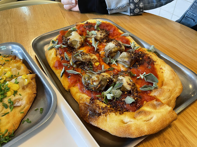 Comentarii opinii despre Tolstoy - Plant-Based Eatery