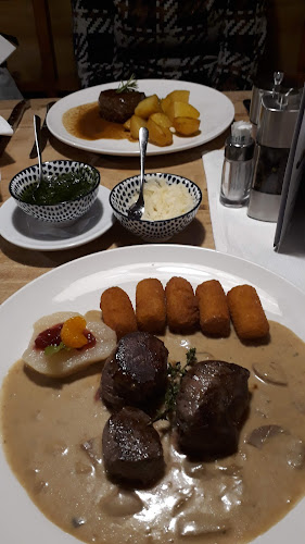 Opinii despre Stadlkirchner Hofstub'n în Stadlkirchen - Gastronomie und Hotellerie