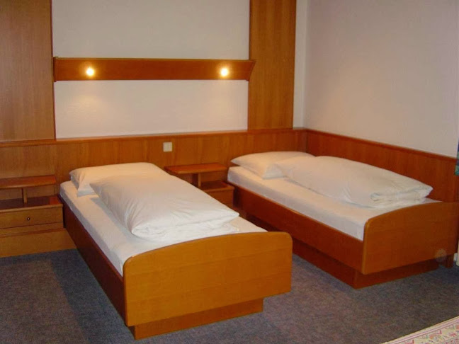 Opinii despre Gasthaus Salzburger Hof în Braunau am Inn - Gastronomie und Hotellerie