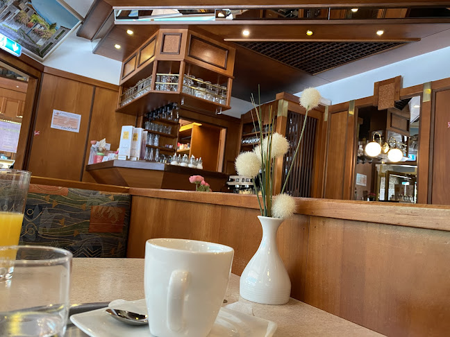 Eis & Café Konditorei Bienchen