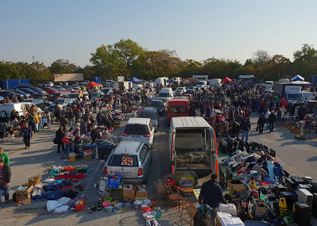 Opinii despre Flohmarkt im Autokino Wien în Groß-Enzersdorf - Gastronomie und Hotellerie