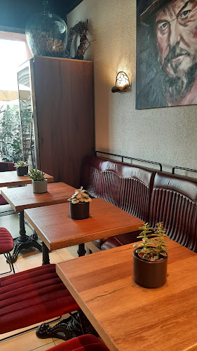 APERITIVO AL DUOMO Bar - Caffè - Vinoteca - Gastronomie und Hotellerie