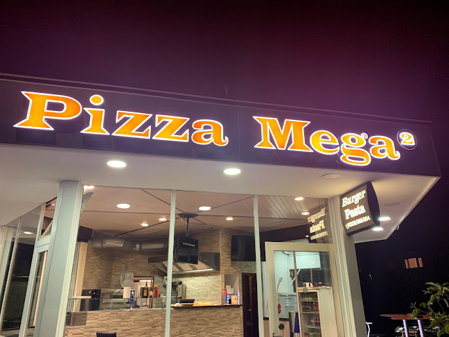 Pizza Mega 2 - Gastronomie und Hotellerie