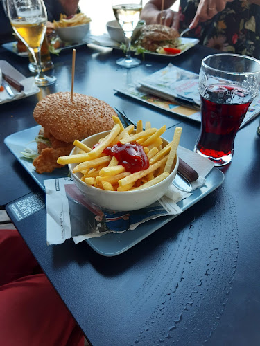 Comentarii opinii despre Grandma's Hipster Kiosk 99