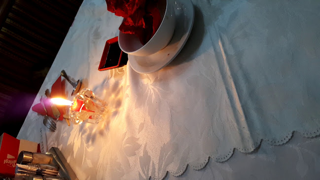 Opinii despre China-Restaurant San Shui Jia Juan în Neumarkt am Wallersee - Gastronomie und Hotellerie