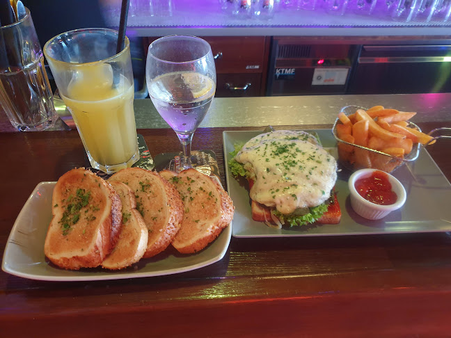 Comentarii opinii despre Buffalo Regau Cafe-Bar-Restaurant