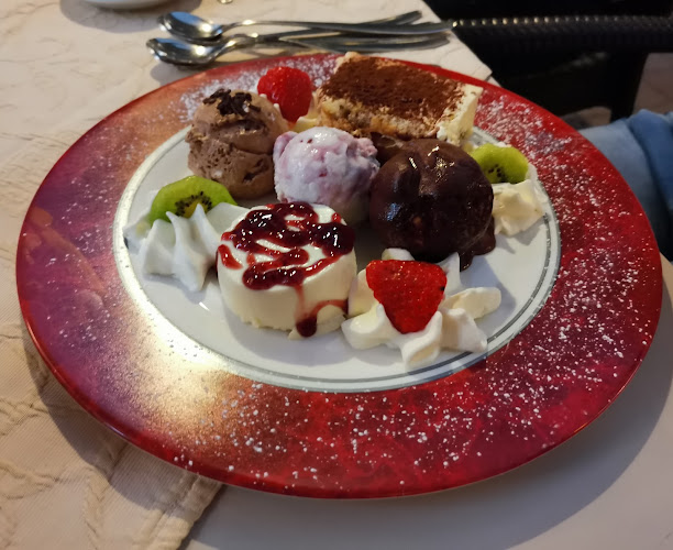 Ristorante Pizzeria LaRustica - Gastronomie und Hotellerie