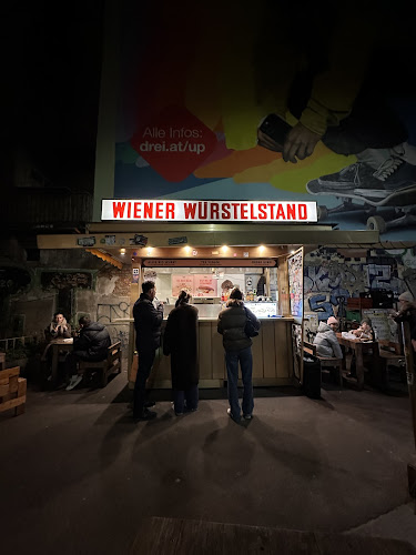 Opinii despre Wiener Würstelstand în Wien - Gastronomie und Hotellerie