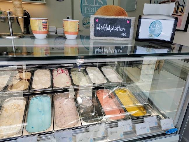 Eisplatzl - Die Eisdiele im Montafon - Schruns