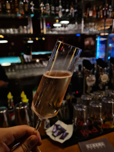 Comentarii opinii despre Cinema Lounge