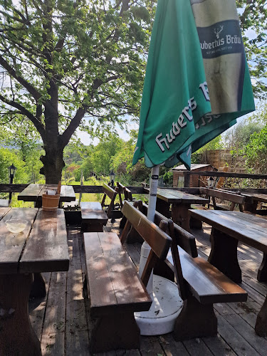 Opinii despre Woodys Waldheuriger în Langenzersdorf - Gastronomie und Hotellerie