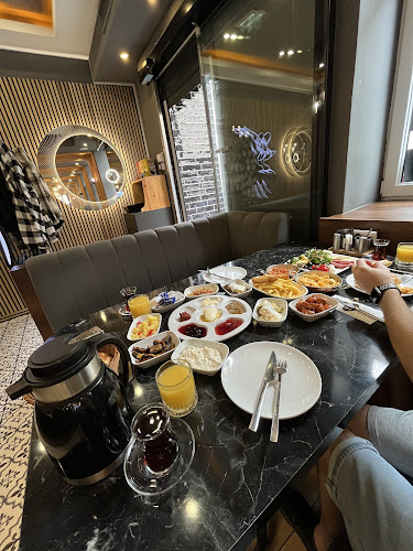 Comentarii opinii despre Diyar Restaurant-Cafe-Etli Ekmek