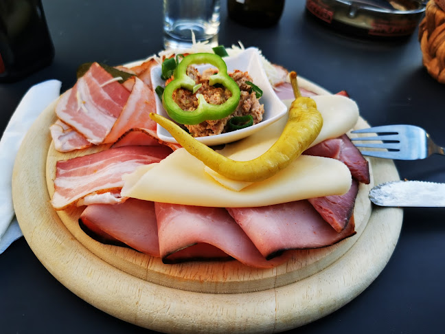 Opinii despre heuriger holzhammer în Illmitz - Gastronomie und Hotellerie