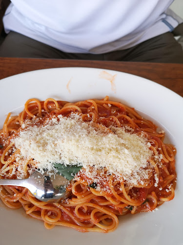 Plus-Kauf-Straße 7, 4061 Pasching