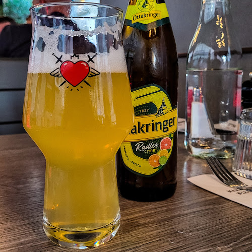 Comentarii opinii despre Mama & der Bulle