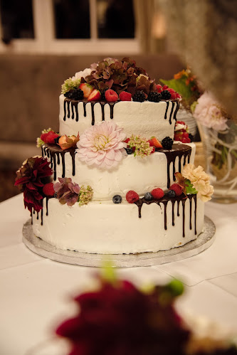 Comentarii opinii despre Bäckerei, Café, Konditorei Rößlhuber