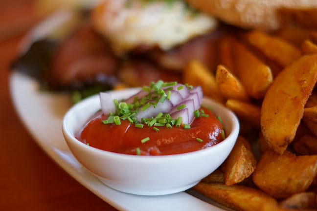 Opinii despre Imbiss-Stube St. Konrad în St. Konrad - Gastronomie und Hotellerie