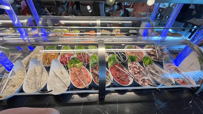 Dschunke - Asiatisches All you can eat Buffet / A la carte - Gastronomie und Hotellerie