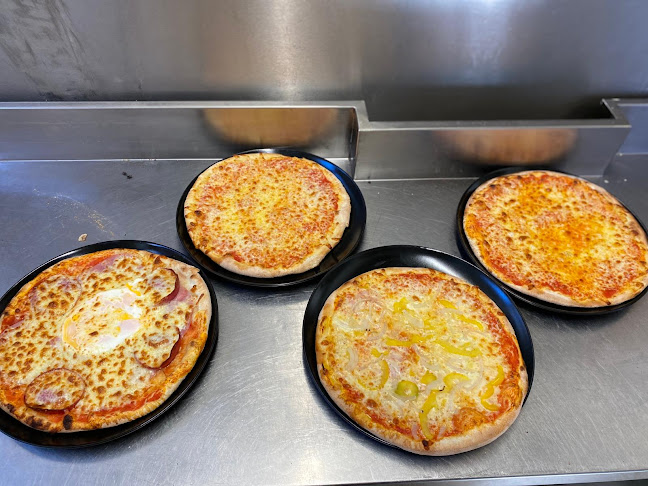 Opinii despre Pizzeria Ristorante La Montanara în Andelsbuch - Gastronomie und Hotellerie