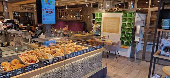 Comentarii opinii despre Holzinger Meisterbäckerei Kaffeehaus