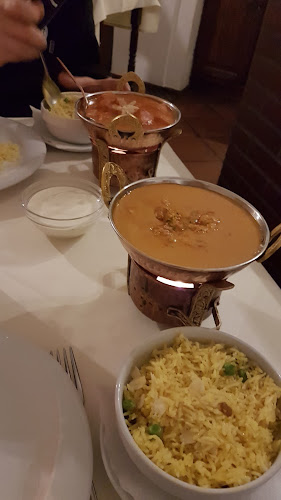 Taj Mahal Singh OG - Indisches Restaurant - Gastronomie und Hotellerie