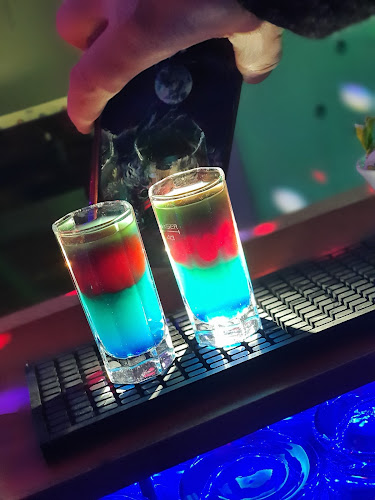 Comentarii opinii despre WOLF BILLIARD BAR