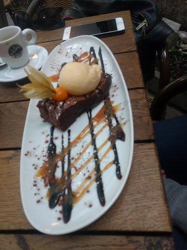 Old Lemon Tree - Gastronomie und Hotellerie