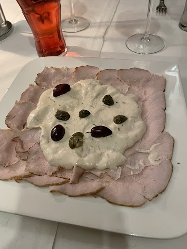 Pizzeria Trattoria Salieri - Gastronomie und Hotellerie