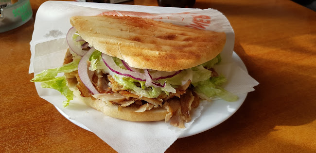 Opinii despre Pizza & Kebab Turbo Service în Lenzing - Gastronomie und Hotellerie