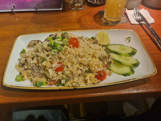 Comentarii opinii despre Som Kitchen Eatery - Twin Towers