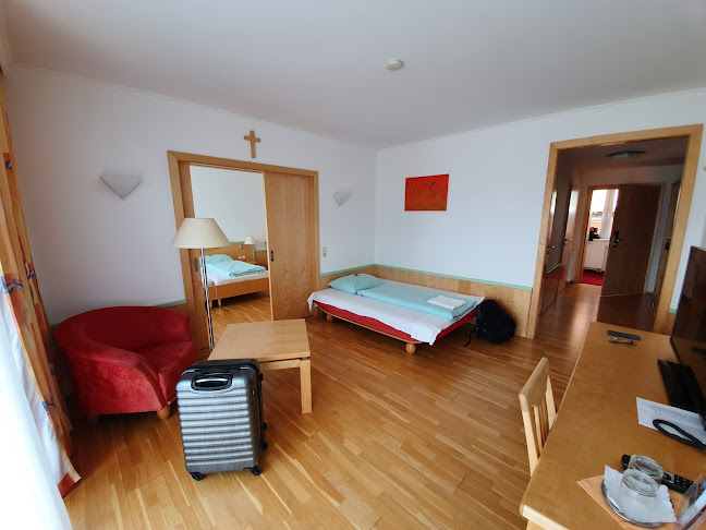 Opinii despre Hotel Zum Kirchenwirt în Mariazell - Gastronomie und Hotellerie